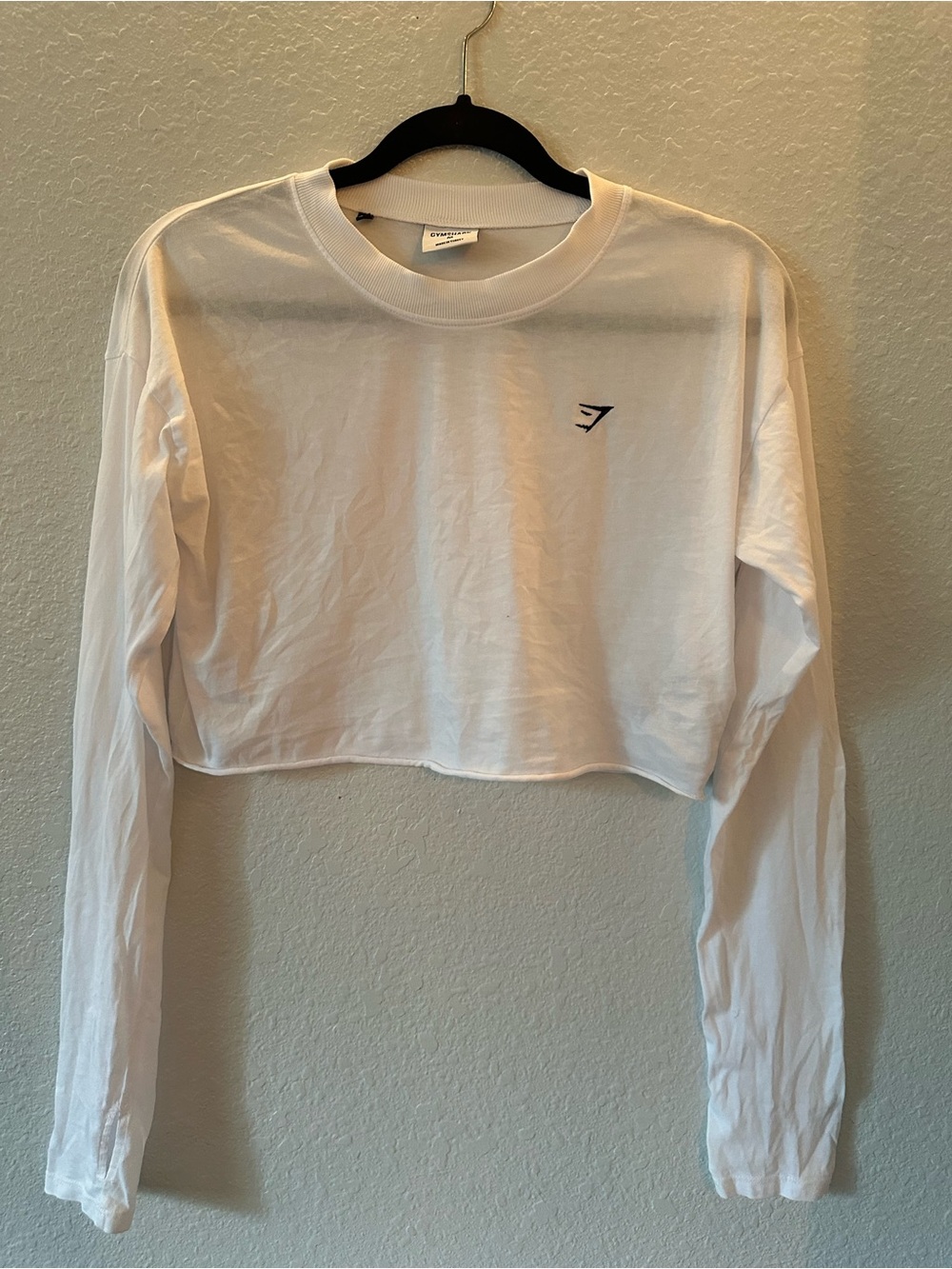 Gymshark // White Cropped Long Sleeve Tee with Small Logo - 100% cotton